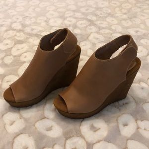 Sbicca Wedges size 8